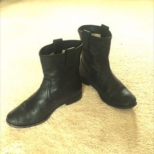 Frye Anna Short Boot